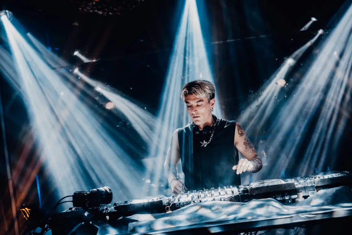 2210 222226 ADE SLAM! Martinhols MH 59555 CR3