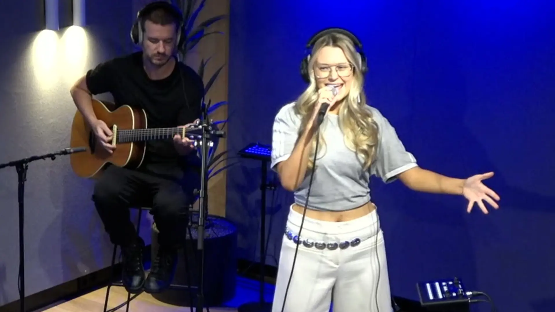 Lusaint live in de studio met ‘Lie To Yourself’