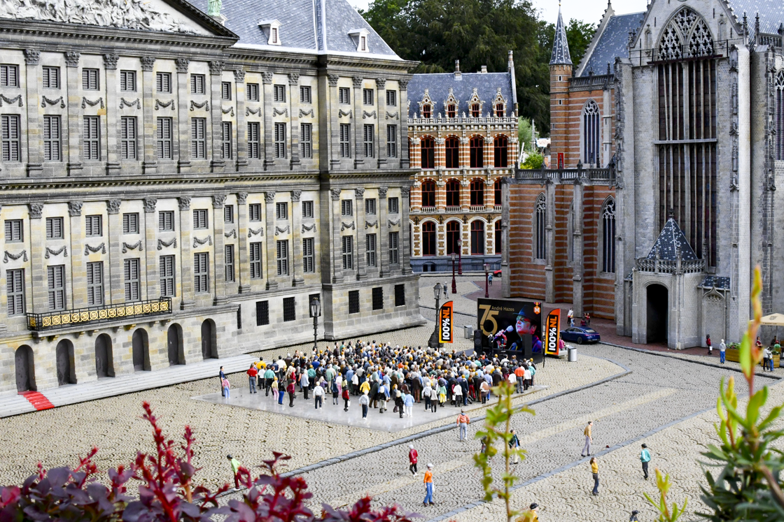 100 Madurodam 1
